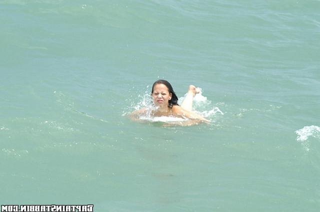 12P 12 pics and 1 movie of Mallory from Captain Stabbin