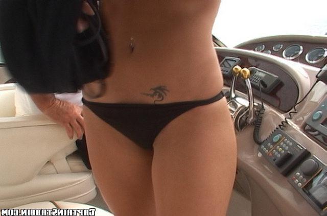 12P 12 pics and 1 movie of Alia from Captain Stabbin
