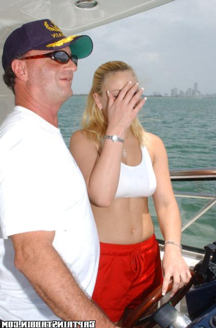 12P 12 pics and 1 movie of Lizzette from Captain Stabbin