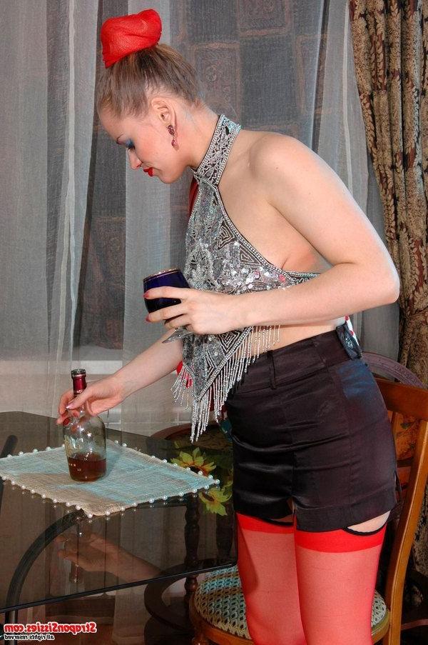 20P Susanna and Cyrus pussy clothed guy assfucked
