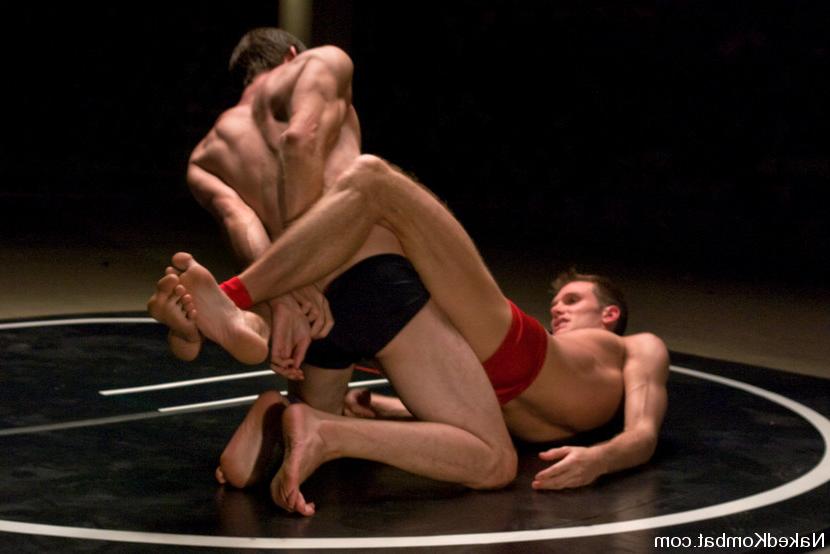 15P Two ripped studs cant wait to fuck after a brutal match