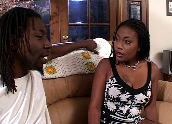16P Black Slut Gets Her Pussy and Ass Fucked