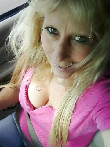3P Mature grandma self pics