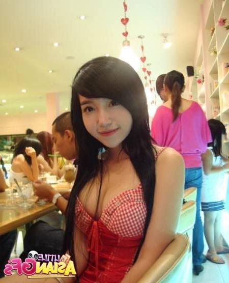 10P Asian amateur cuties ready for cock