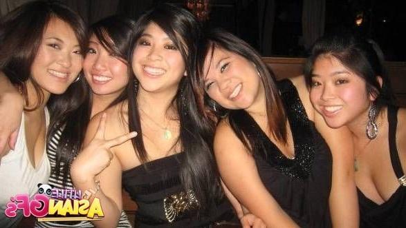 10P Asian amateur cuties ready for cock