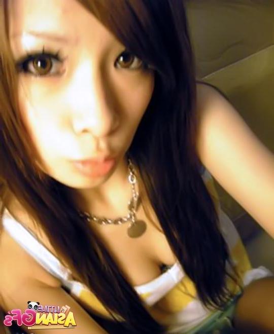10P Horny asian amateur teens get naked