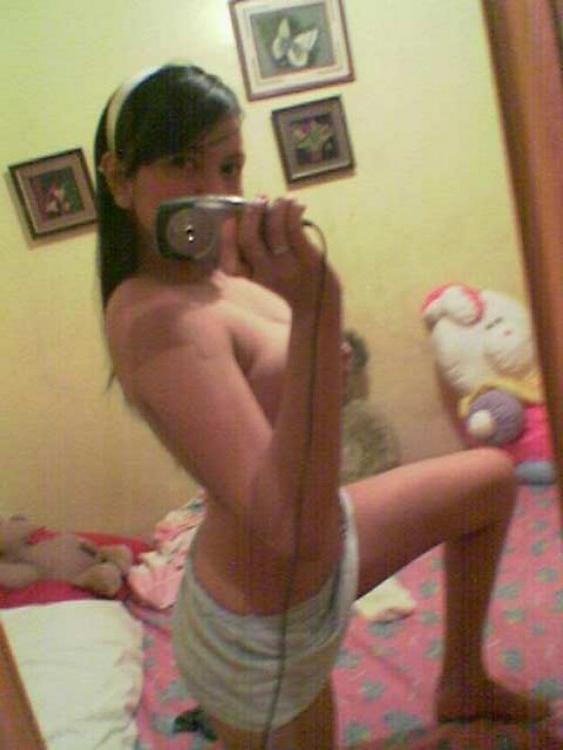 16P Mega oozing hot and delicious Asian girls posing naked