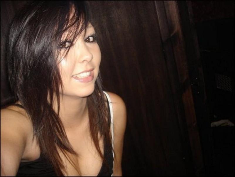 16P Nice selection of naughty and hot amateur asian babes