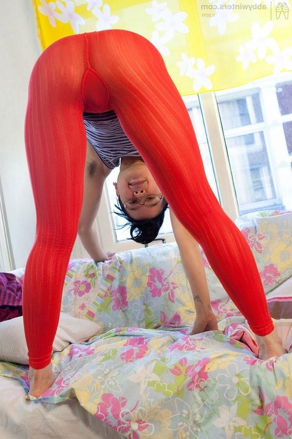 16P Hairy Asian Girl Tears Her Pantyhose To Show Her Muff