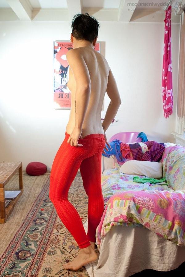 16P Hairy Asian Girl Tears Her Pantyhose To Show Her Muff