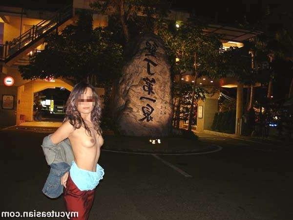 15P Asian amateur girlfriends homemade photos