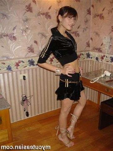 15P Asian amateur girlfriends homemade photos