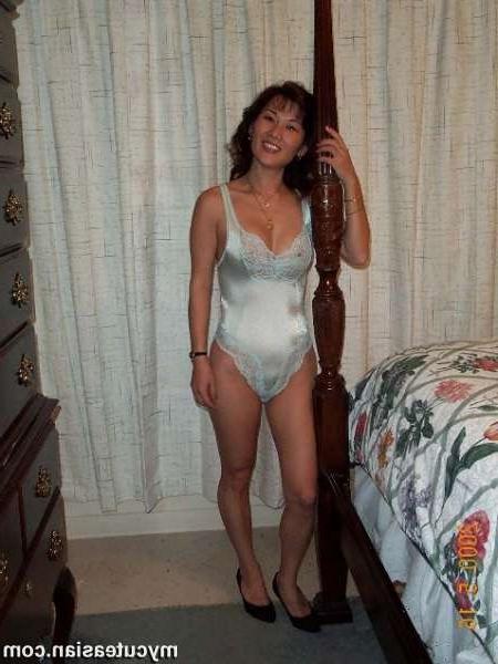 15P Asian amateur girlfriends homemade photos