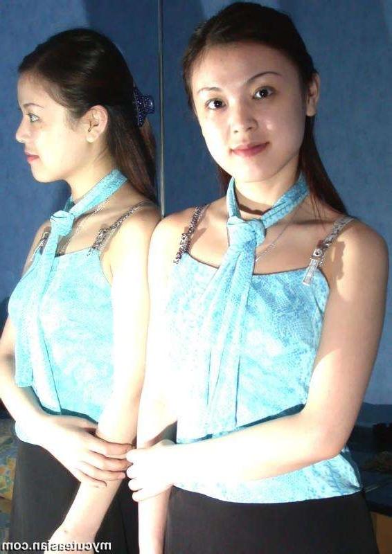 15P Asian amateur girlfriends homemade photos