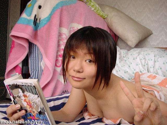 15P Asian amateur girlfriends homemade photos