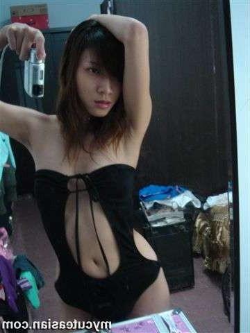 15P Asian amateur girlfriends homemade photos