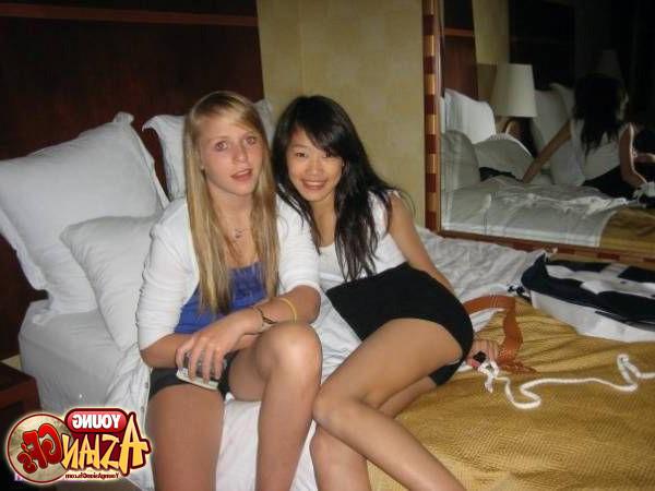 15P Sexy asian teen girlfriends posing for pics