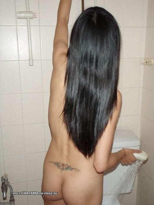 15P Amateur Asian girlfriend jerks off small cock in homemade pix