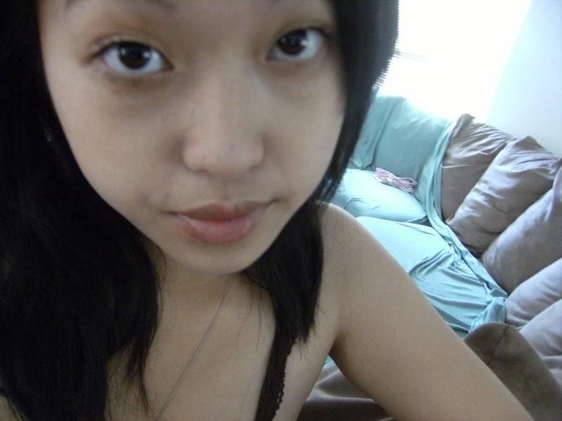 15P Cute homemade self shooting amateur Asian teen GF
