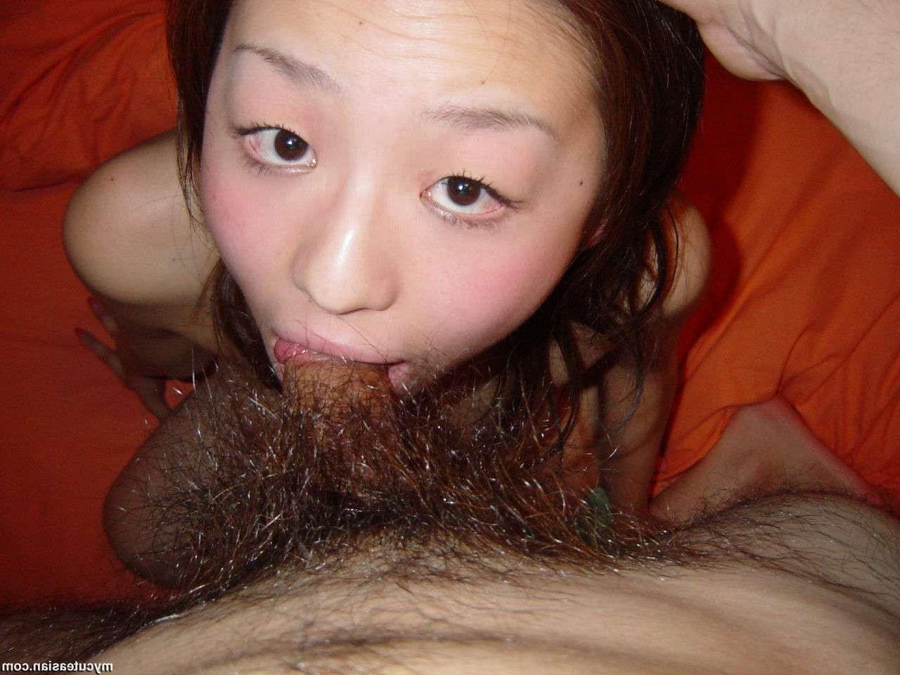 14P Homemade Asian amateur girlfriend sucks cock
