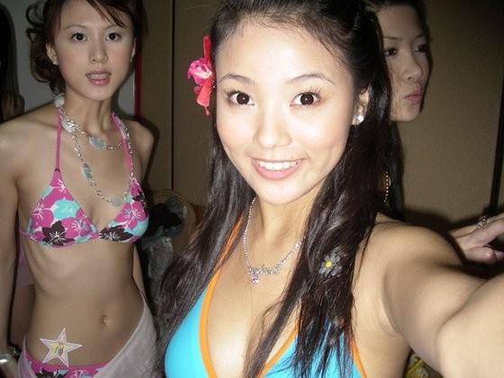 15P Amateur Asian teen girlfriends pose suck and fuck