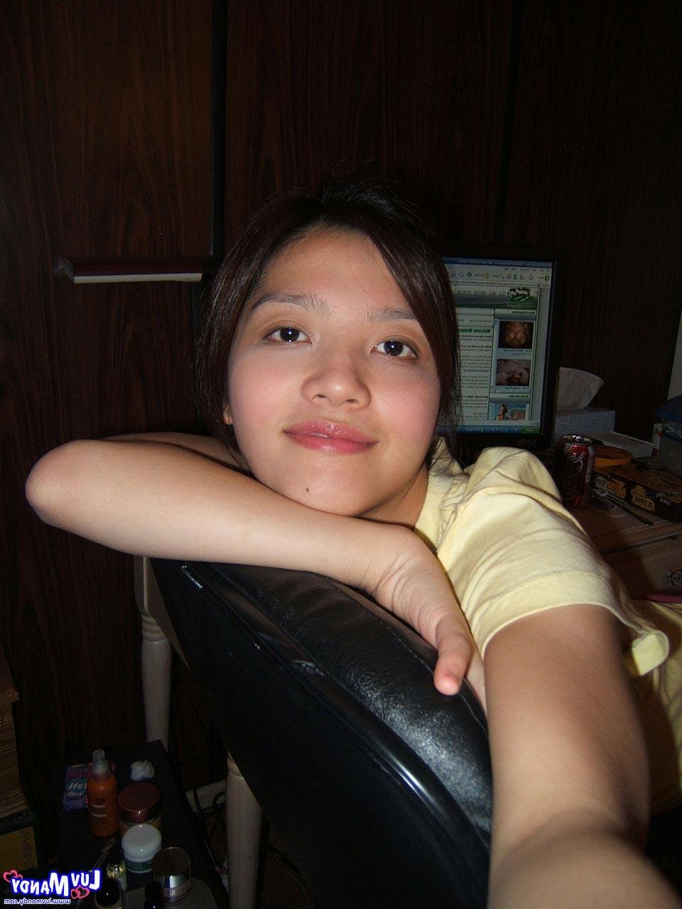 16P Asian teen girl self pics