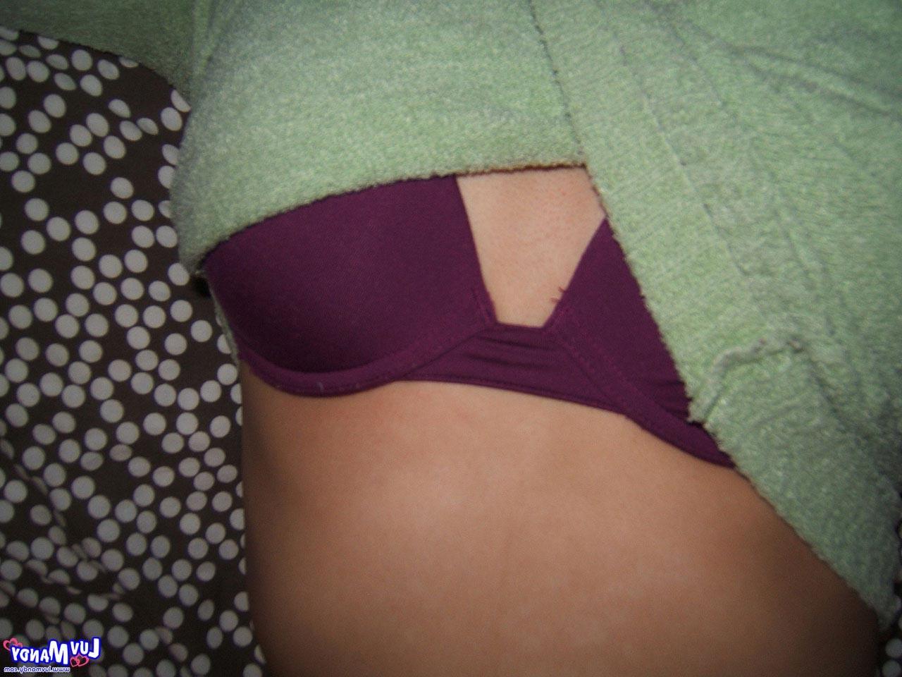 16P Cute asian girl next door Mandy candids