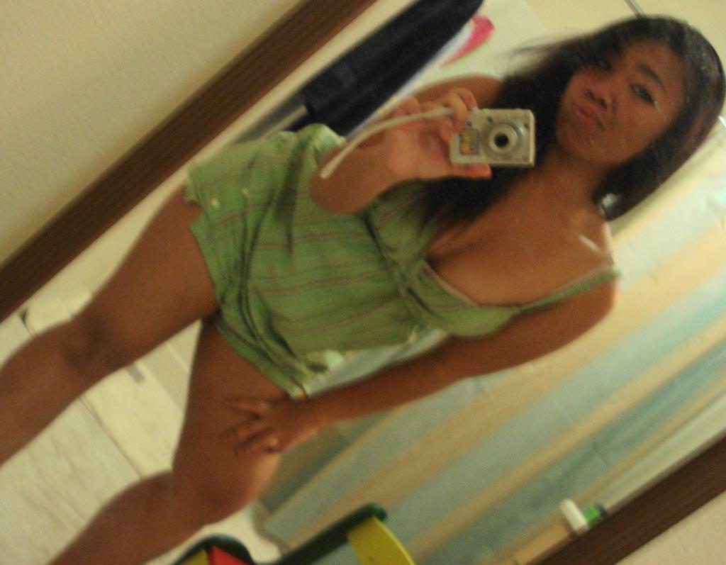 16P Amateur asian self pics