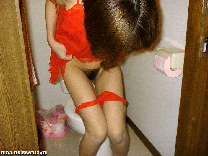 16P Asian amateur sucks man asshole then cumfaced
