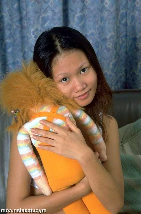 16P Petite asian opens her tight virgin pussy