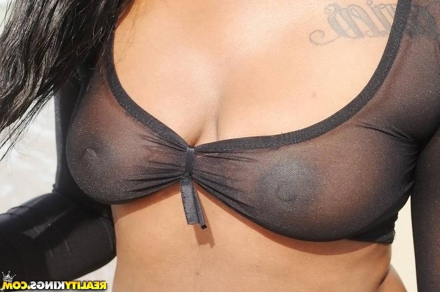 15P Sexy naughty black chick got nailed her sweet butt