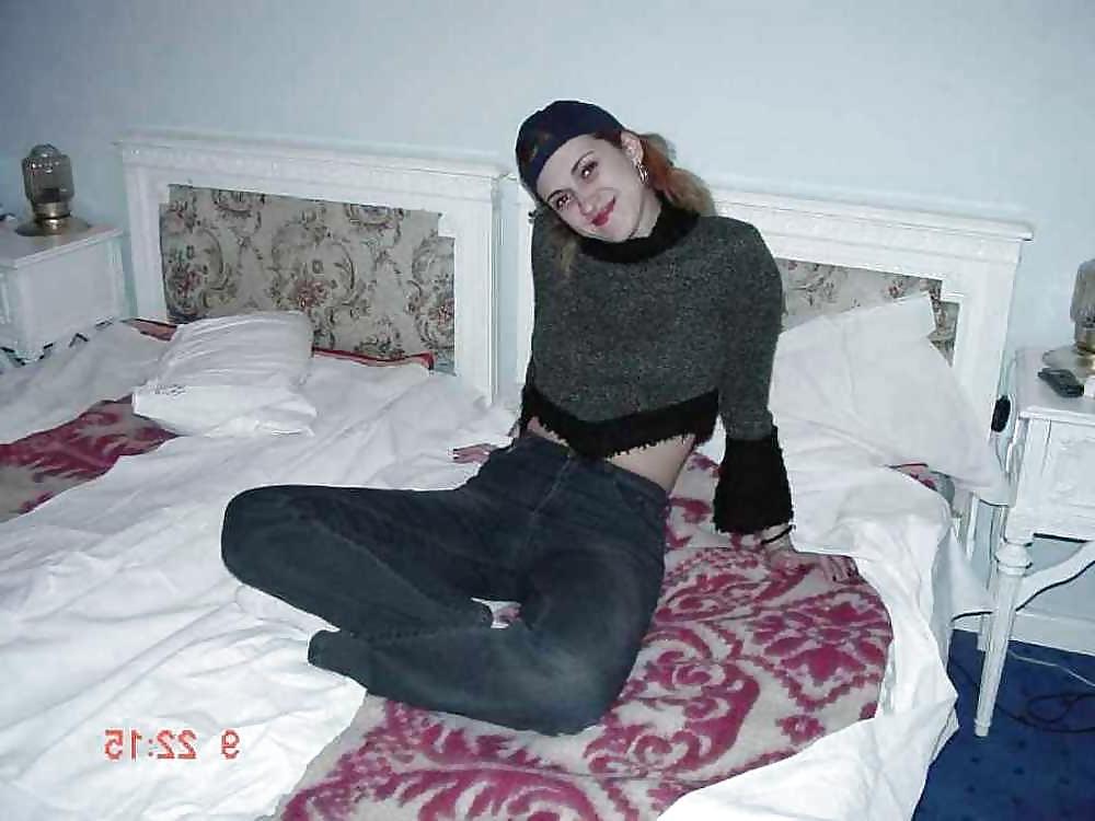 25P ROMANIAN TEEN SLUTS 18
