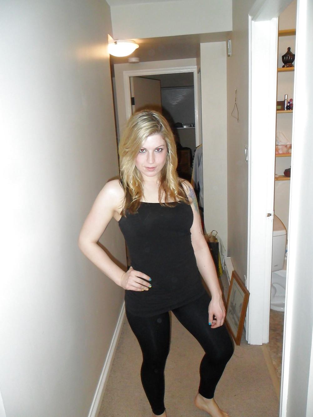 25P Non-nude exgirlfriend & her friends