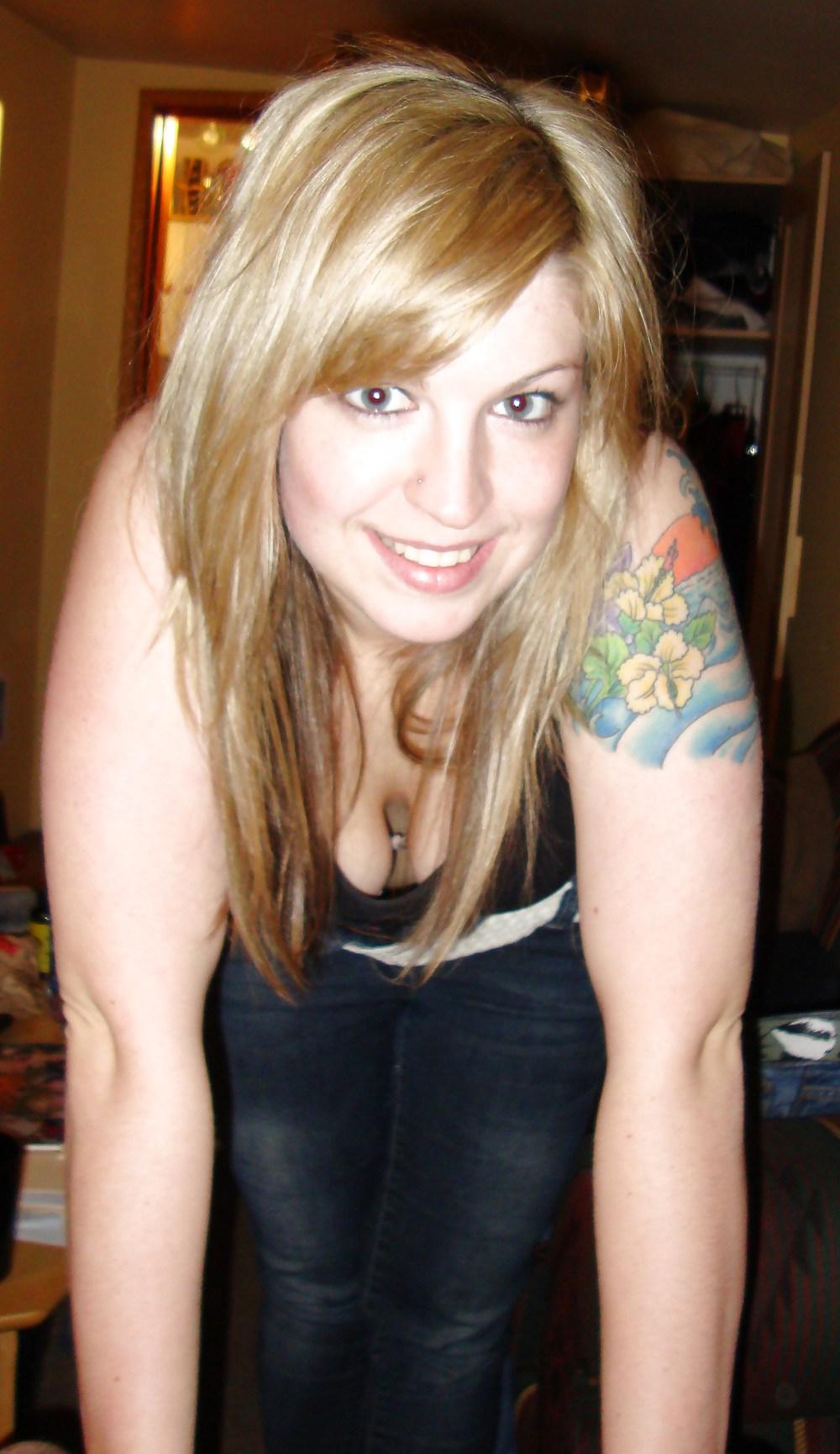 25P Non-nude exgirlfriend & her friends