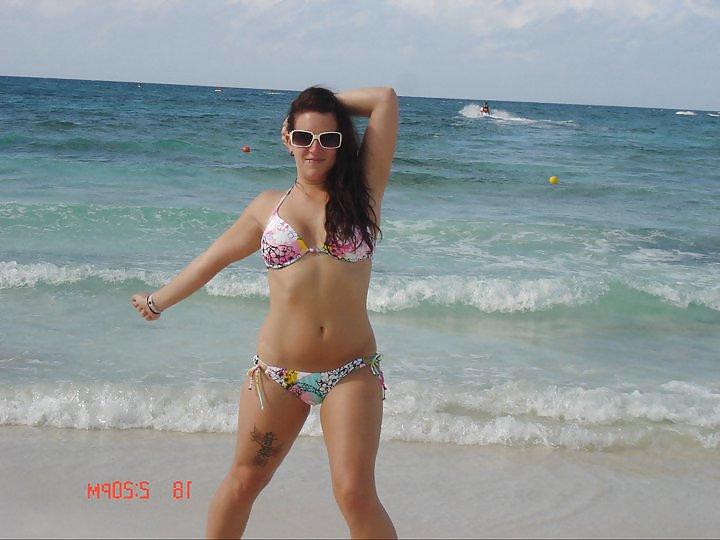 25P Non-nude exgirlfriend & her friends