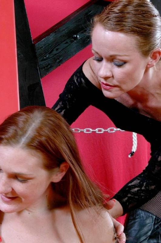 16P Lesbian babes dildoing pussy hard with rubber toy