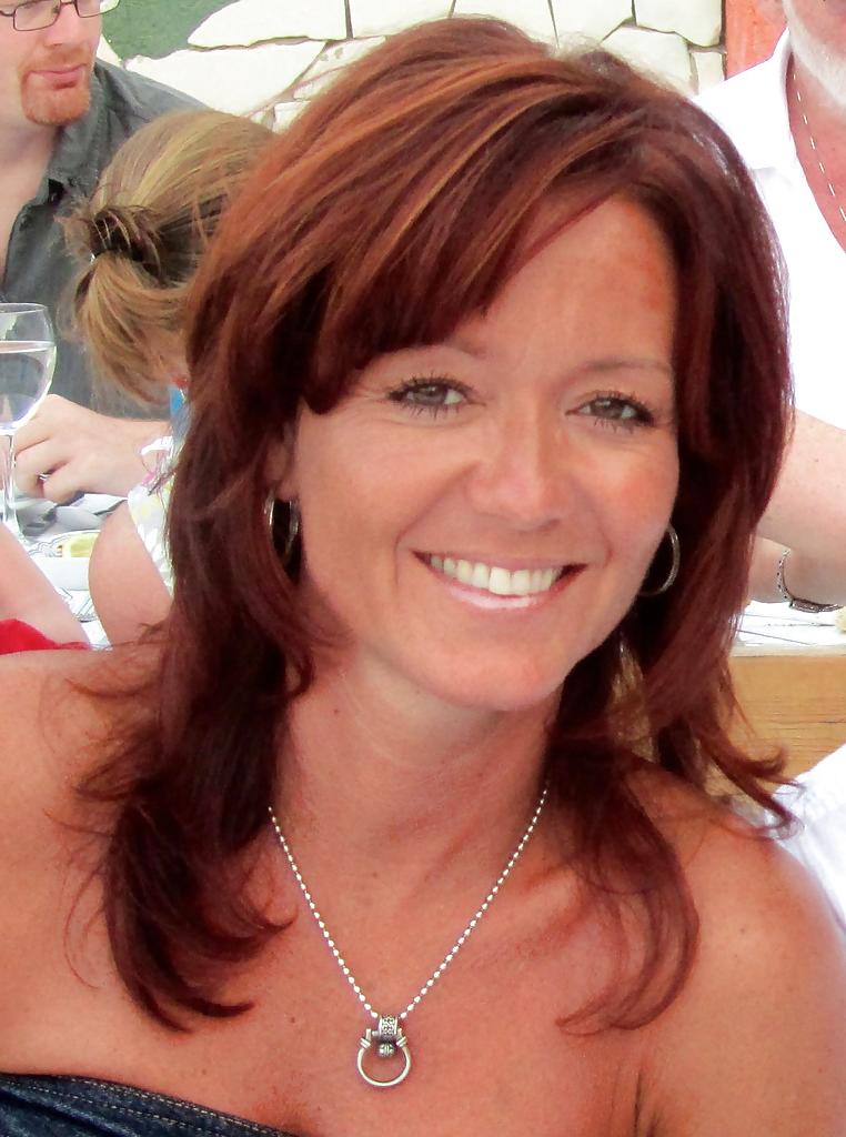 6P Sexy mature ladies 31