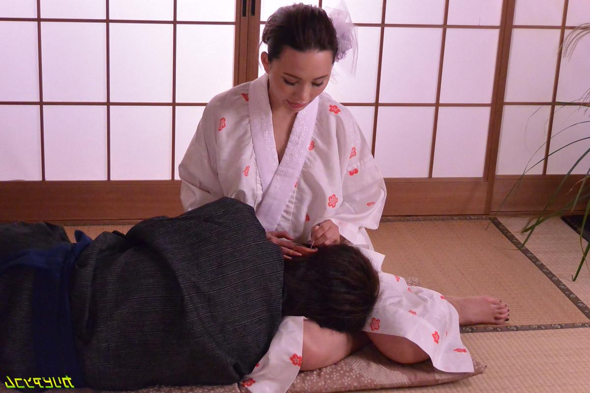 25P Geisha Soapy Sex