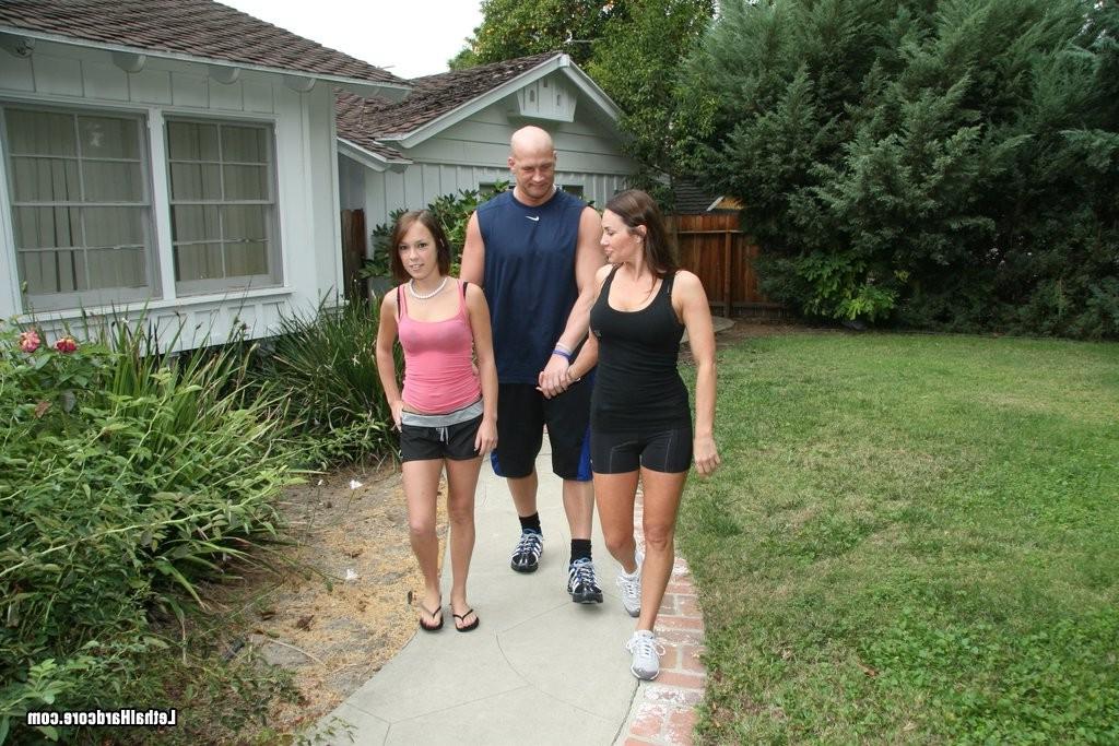 21P Lucky Guy Gets To Fuck Hot Busty Mom And Her Slutty Daughter