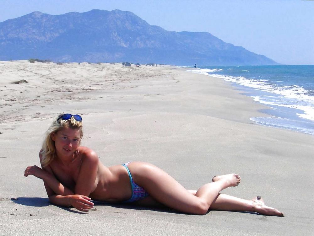 25P Urlaubsbilder von einer hübschen Blondine
