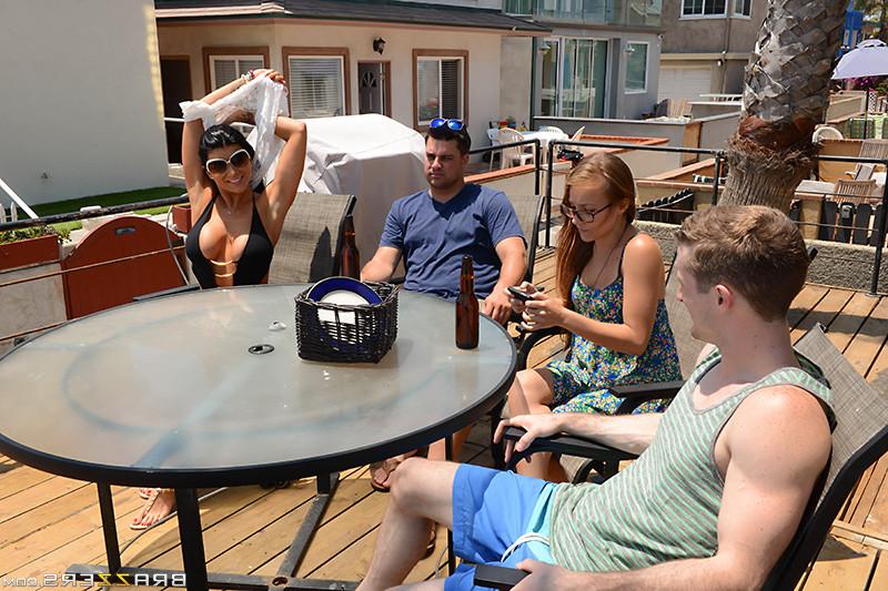 15P Romi Rain and her man were on vacation with another couple, right away it was cl