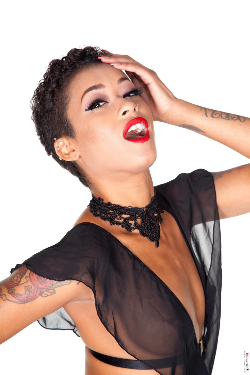 15P Skin Diamond Diamond In The Rough