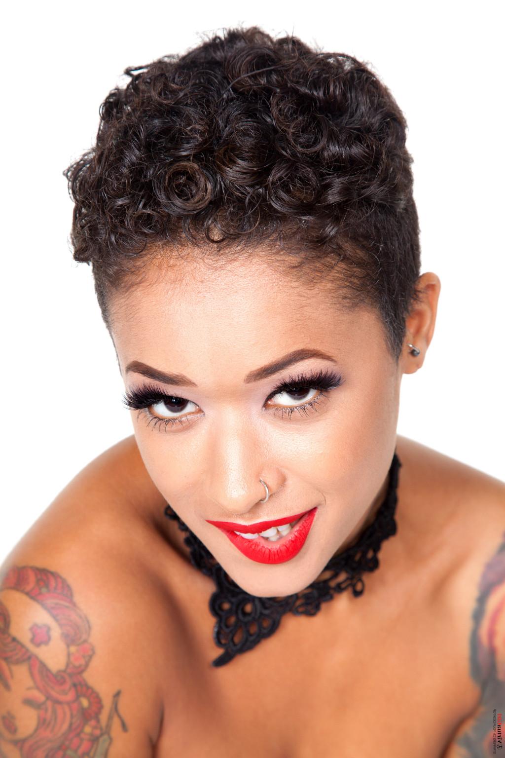 15P Skin Diamond Diamond In The Rough