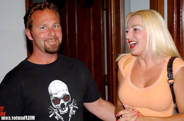 12P 12 pics and 1 movie of Barbi from Milf Hunter