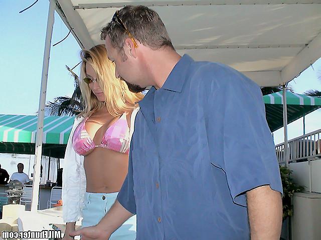 12P 12 pics and 1 movie of Jennifer from Milf Hunter