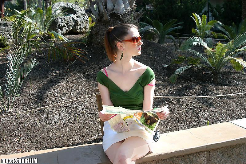 12P 12 pics and 1 movie of Mia from Milf Hunter