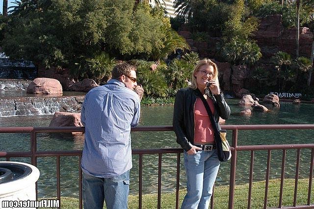 12P 12 pics and 1 movie of Erika from Milf Hunter