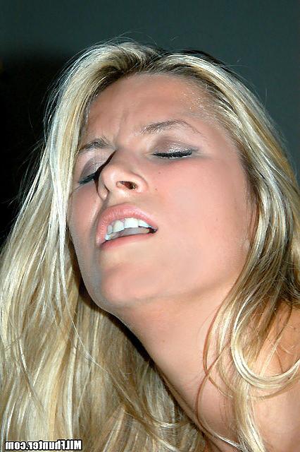 12P 12 pics and 1 movie of Shelly from Milf Hunter