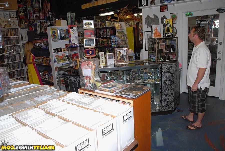 12P 12 pics and 1 movie of Barrbara from Milf Hunter