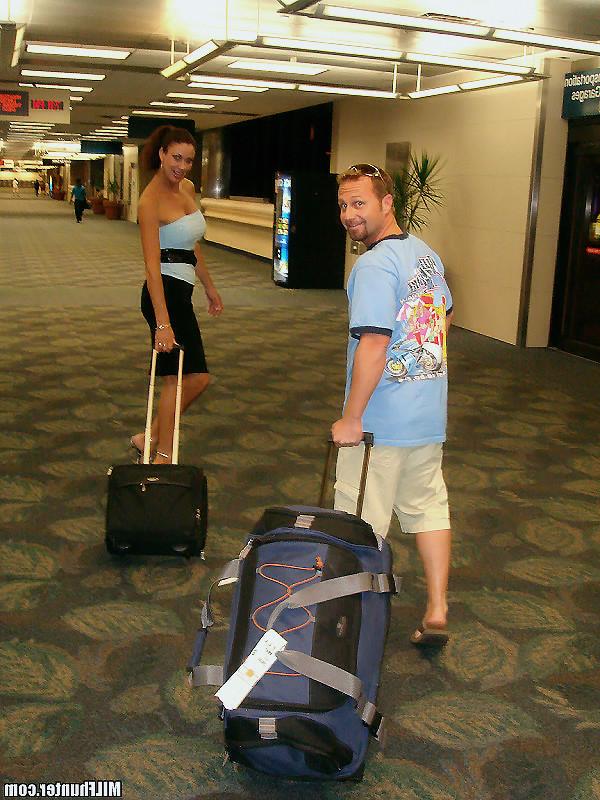 12P 12 pics and 1 movie of Isabelle from Milf Hunter